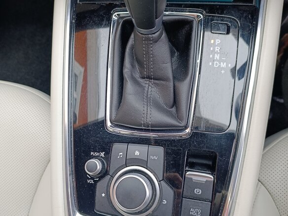 2018 Mazda CX-8 I, серый, 2650000 рублей - вид 14