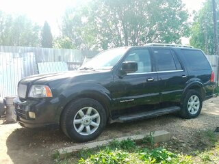 2004 Lincoln Navigator 6-speed II, чёрный, 620000 рублей, вид 3