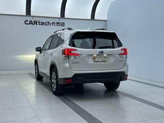 2022 Subaru Forester V Рестайлинг, белый, 2455000 рублей, вид 2