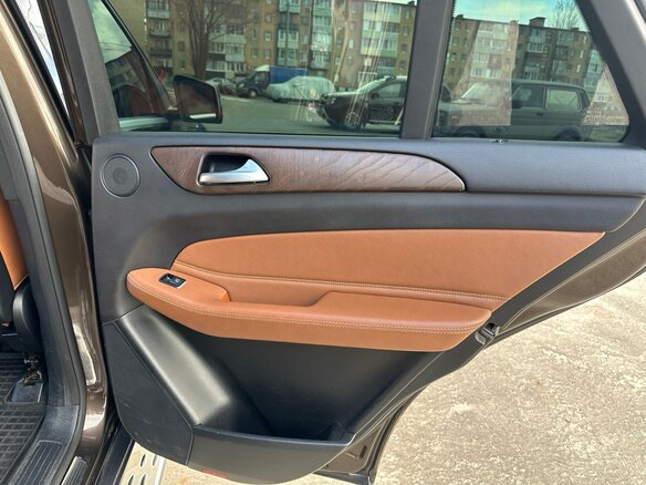 2016 Mercedes-Benz GLE 300 I (W166), коричневый, 2890000 рублей - вид 12