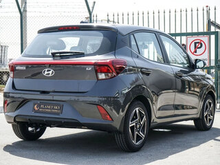 2026 Hyundai i10 III Рестайлинг, серый, 2200000 рублей, вид 4