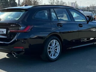 2023 BMW 3 серии 318i VII (G2x) Рестайлинг, чёрный, 3177180 рублей, вид 2