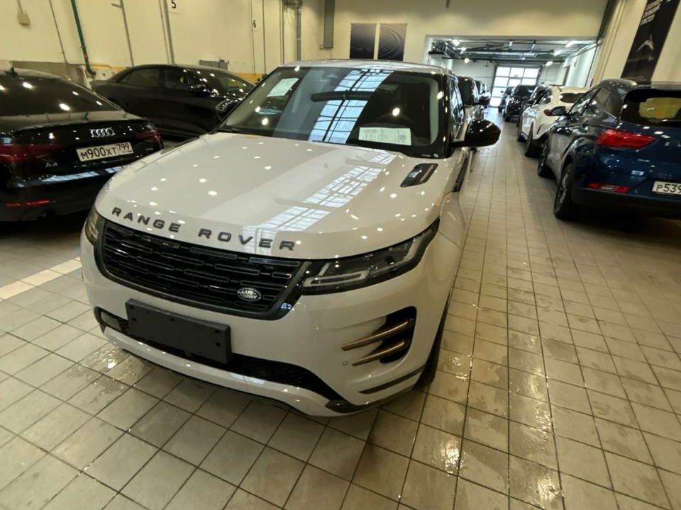 Land Rover Range Rover Evoque P250 MHEV Long II Рестайлинг
