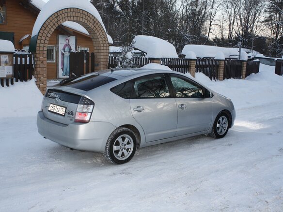 2004 Toyota Prius II (XW20), серебристый, 595000 рублей - вид 8
