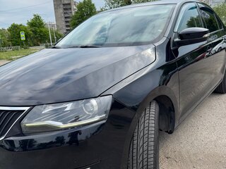 2019 Skoda Rapid I Рестайлинг, белый, 900000 рублей, вид 1