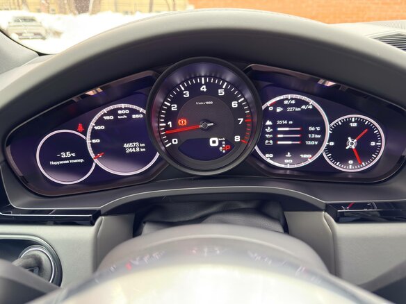 2021 Porsche Cayenne III, серый - вид 14