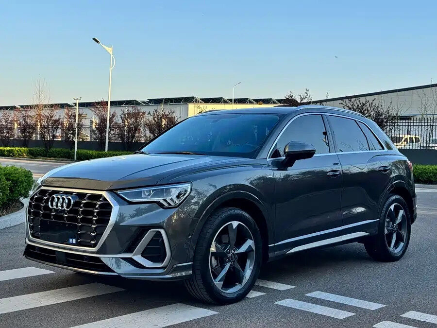 Audi Q3 II (F3)