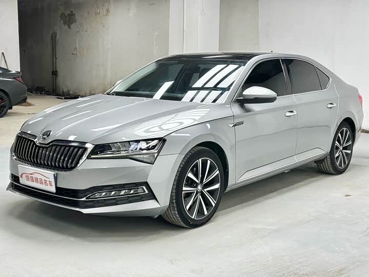 Skoda Superb III Рестайлинг