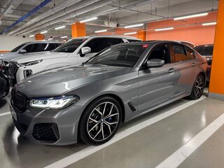 2022 BMW 5 серии Long 530Li VII (G30/G31/G38) Рестайлинг, серый, 4850000 рублей, вид 1