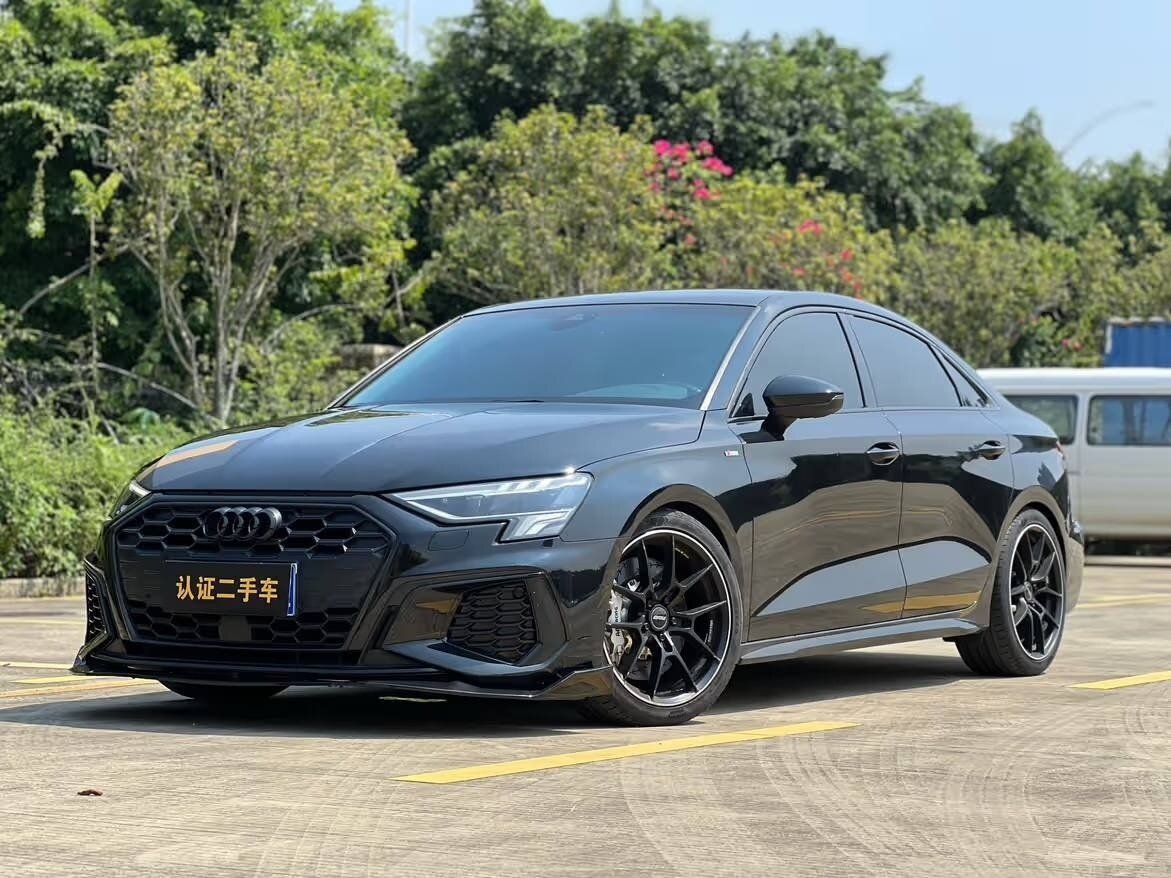 Audi A3 35 TFSI Long IV (8Y)