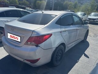 2014 Hyundai Solaris I Рестайлинг, серебристый, 489204 рублей, вид 2