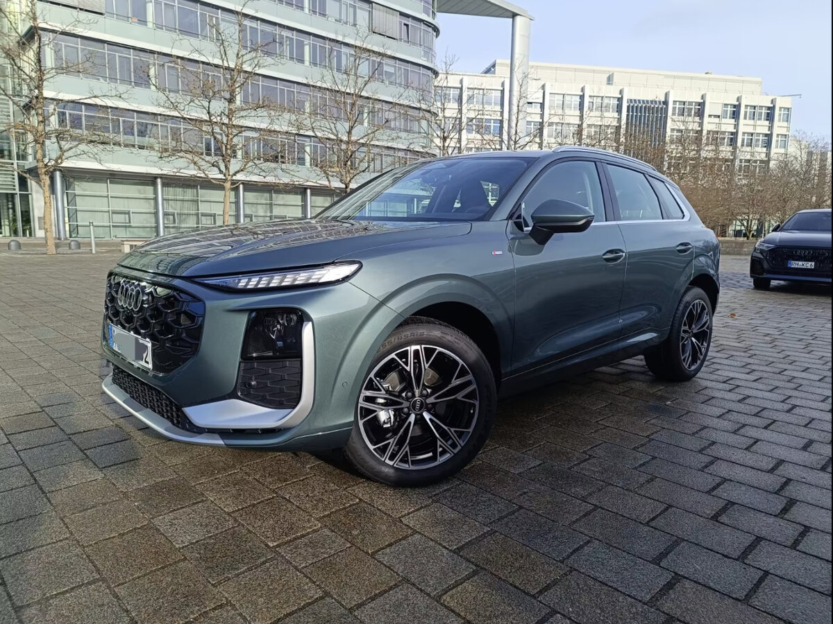 Audi Q3 III (FJ)