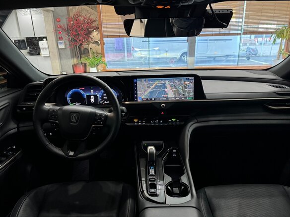 2025 Toyota Crown Crossover XVI (S230), серый, 6250013 рублей - вид 13