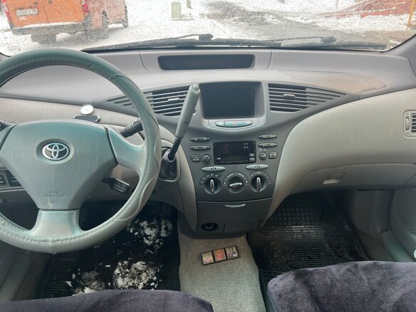 2002 Toyota Prius I Рестайлинг (XW10), серый, 400000 рублей - вид 5