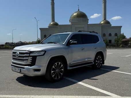 2010 Toyota Land Cruiser 200 Series, серебристый, 3650000 рублей, вид 1