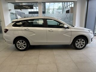 2026 Lada (ВАЗ) Vesta SW I Рестайлинг (NG), белый, 1915000 рублей, вид 4
