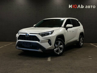 2020 Toyota RAV4 V (XA50), белый, 3100000 рублей, вид 1