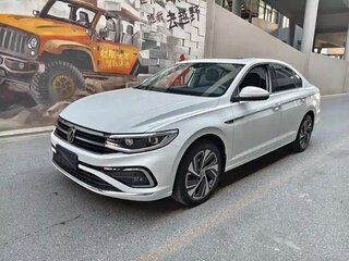2022 Volkswagen Bora IV (China Market) Рестайлинг, белый, 1690000 рублей, вид 1