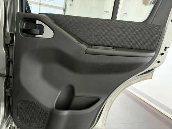 2011 Nissan Pathfinder III Рестайлинг, серый, 1320000 рублей - вид 15