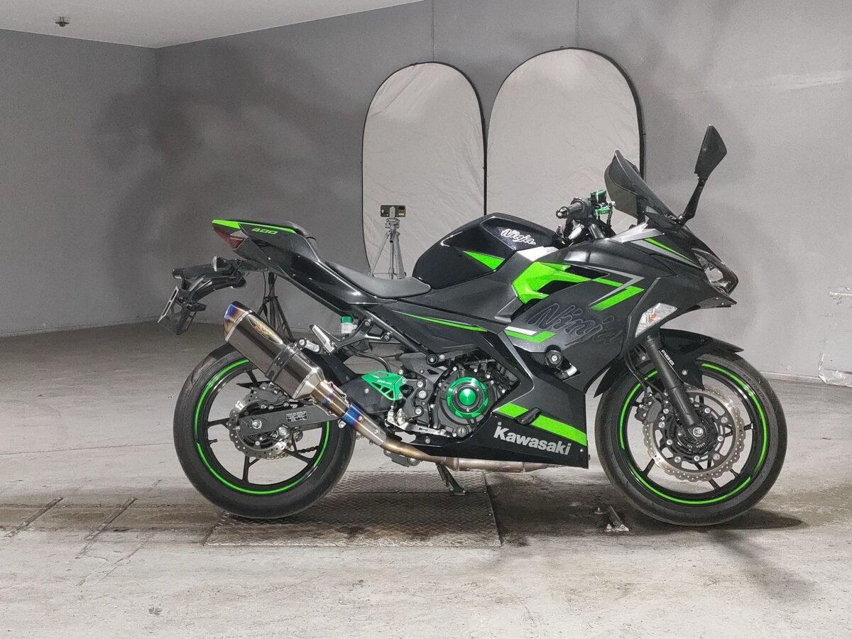 Kawasaki Ninja 400