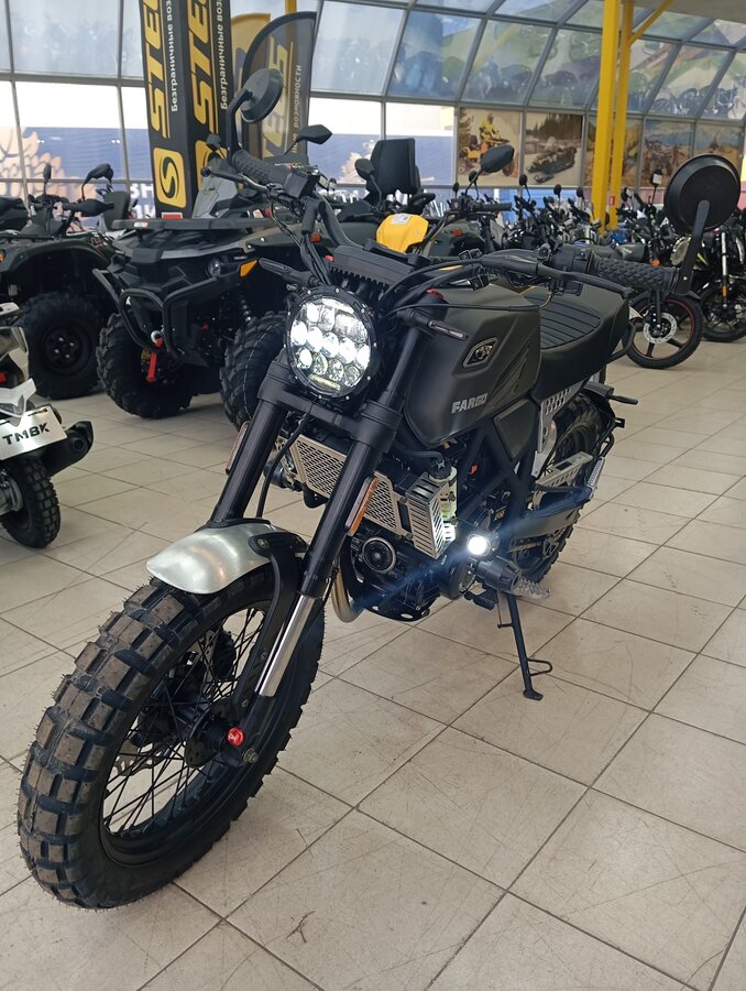 Regulmoto Fargo 300