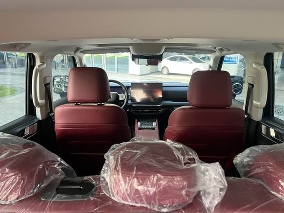 2025 Tank 300 I Рестайлинг, чёрный, 4850007 рублей - вид 22