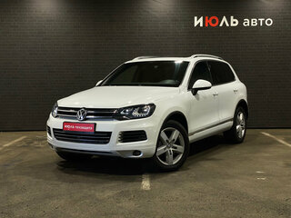 2012 Volkswagen Touareg II, белый, 2015000 рублей, вид 1