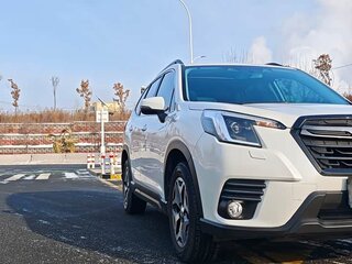 2023 Subaru Forester V Рестайлинг, белый, 2400000 рублей, вид 3