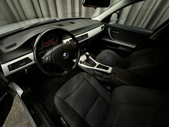 2011 BMW 3 серии 318i V (E90/E91/E92/E93) Рестайлинг, серебристый, 919777 рублей - вид 6