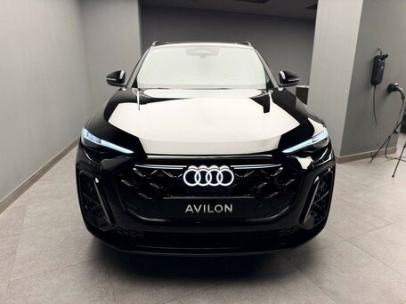 2026 Audi Q5 L III (GU), чёрный, 6650000 рублей, вид 2