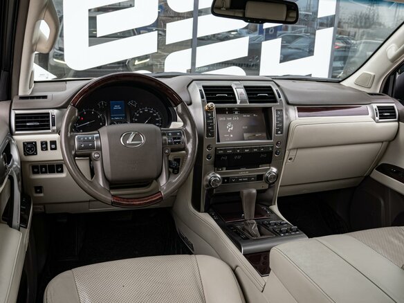 2015 Lexus GX 460 II Рестайлинг, бежевый, 3790000 рублей - вид 5