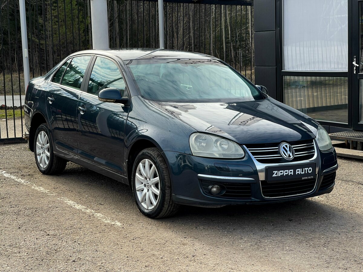 Volkswagen Jetta V