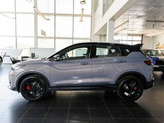 2026 Geely Coolray I Рестайлинг 2, фиолетовый, 2889990 рублей, вид 4