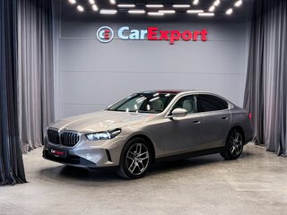 2024 BMW 5 серии 520i VIII (G60/G61/G68), серый, 6100000 рублей, вид 2