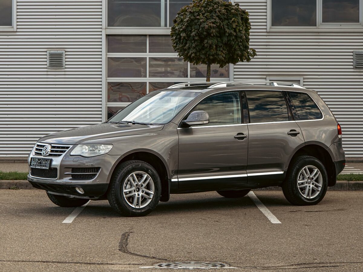 Volkswagen Touareg I Рестайлинг
