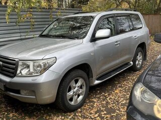 2009 Toyota Land Cruiser 200 Series, серебристый, 2650000 рублей, вид 3
