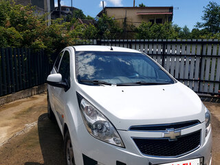 2011 Chevrolet Spark III, белый, 600000 рублей, вид 1