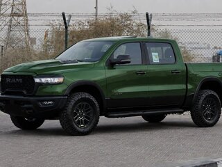 2026 Ram 1500 Quad Cab V Рестайлинг, зелёный, 10490000 рублей, вид 1