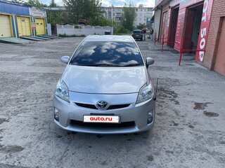2010 Toyota Prius III (XW30), серый, 1100000 рублей, вид 4