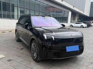2025 Lynk & Co 900, чёрный, 7710000 рублей, вид 2