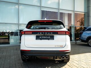 2026 Jetour X70+ I Рестайлинг, белый, 3099000 рублей, вид 4
