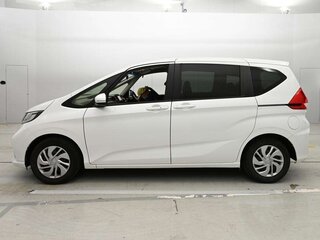 2022 Honda Freed II Рестайлинг, белый, 1166010 рублей, вид 4