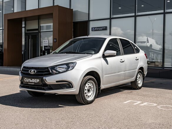 2026 Lada (ВАЗ) Granta I Рестайлинг, серебристый