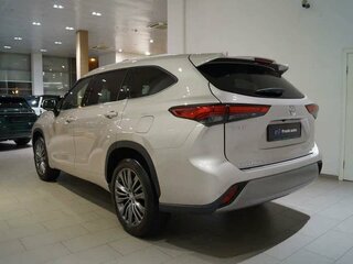 2025 Toyota Highlander IV (XU70), бежевый, 5600000 рублей, вид 5