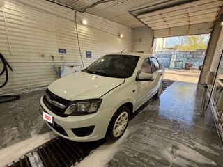 2017 Lada (ВАЗ) Granta I, белый, 310000 рублей, вид 1