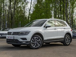 2018 Volkswagen Tiguan II, белый, 2465000 рублей, вид 1