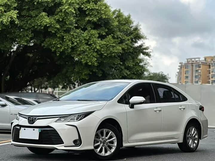 Toyota Corolla XII (E210)
