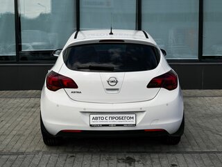 2011 Opel Astra J, белый, 679000 рублей, вид 4