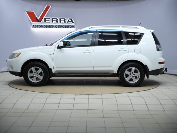 2008 Mitsubishi Outlander II, белый, 840000 рублей - вид 7