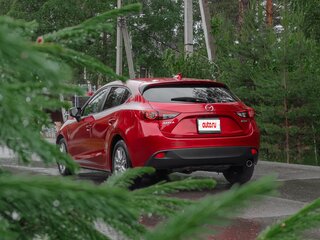 2015 Mazda Axela III, красный, 1250000 рублей, вид 3